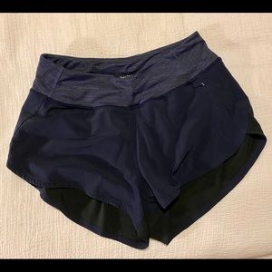 Outdoor Voices 2.5” Hudson Short